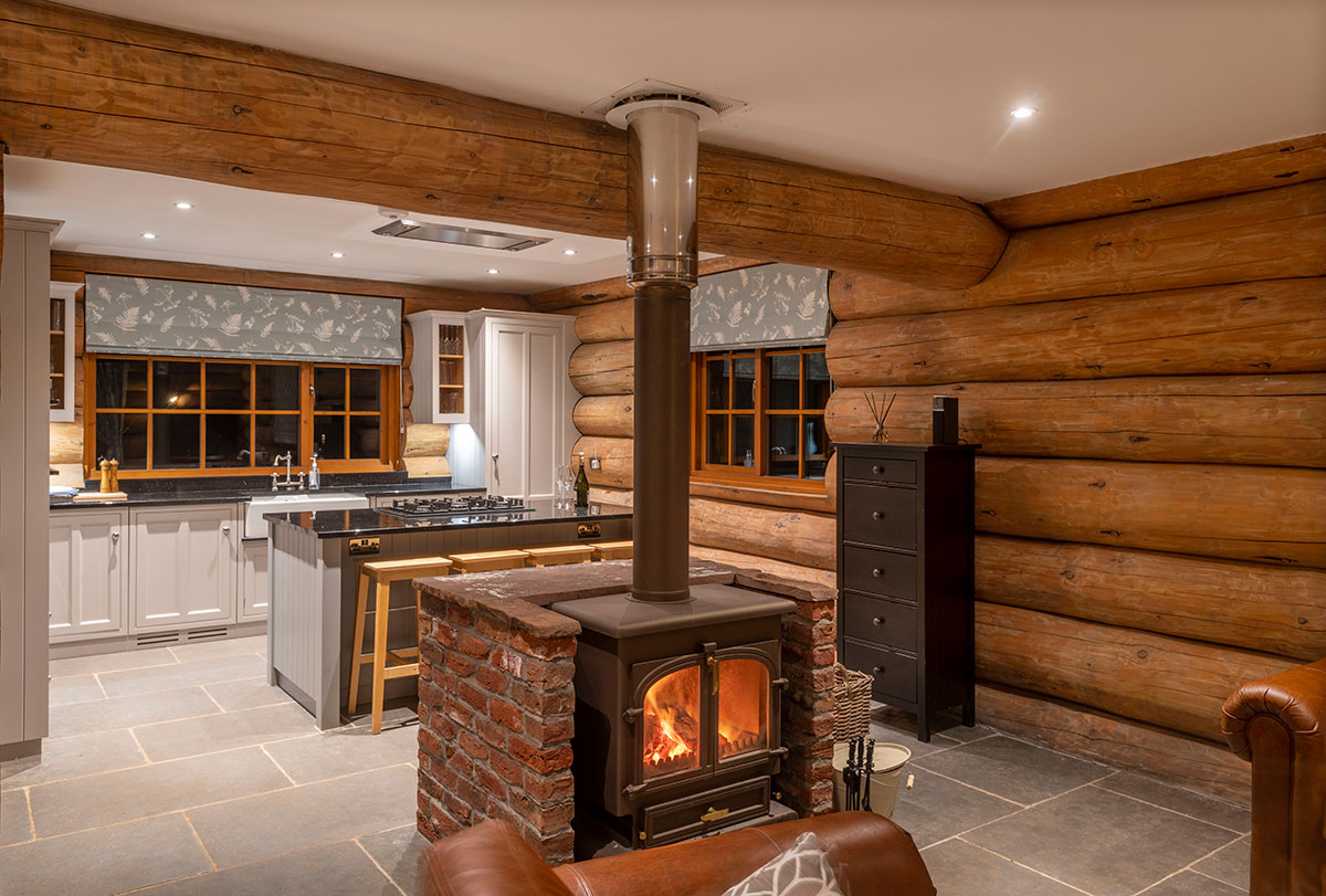 Snowdrop-Cabin_Kitchen_Hidden-River-Cabins